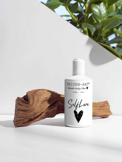 Nourish Shampoo Mindful Hair Care Nourish and Volumize Shampoo-4